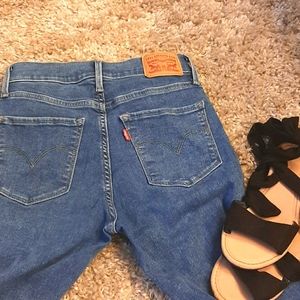 Levi's